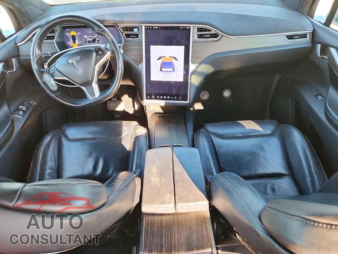 TESLA MODEL X 2016 - 5YJXCAE25GF001792