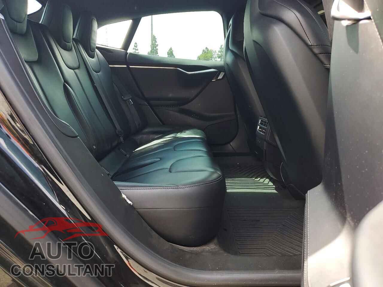 TESLA MODEL S 2016 - 5YJSA1E13GF155358