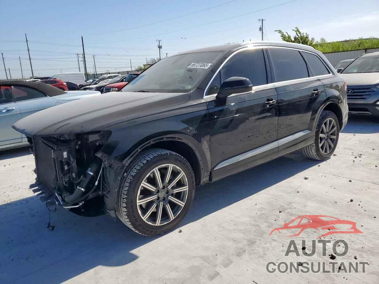 AUDI Q7 2019 - WA1LHAF76KD021876
