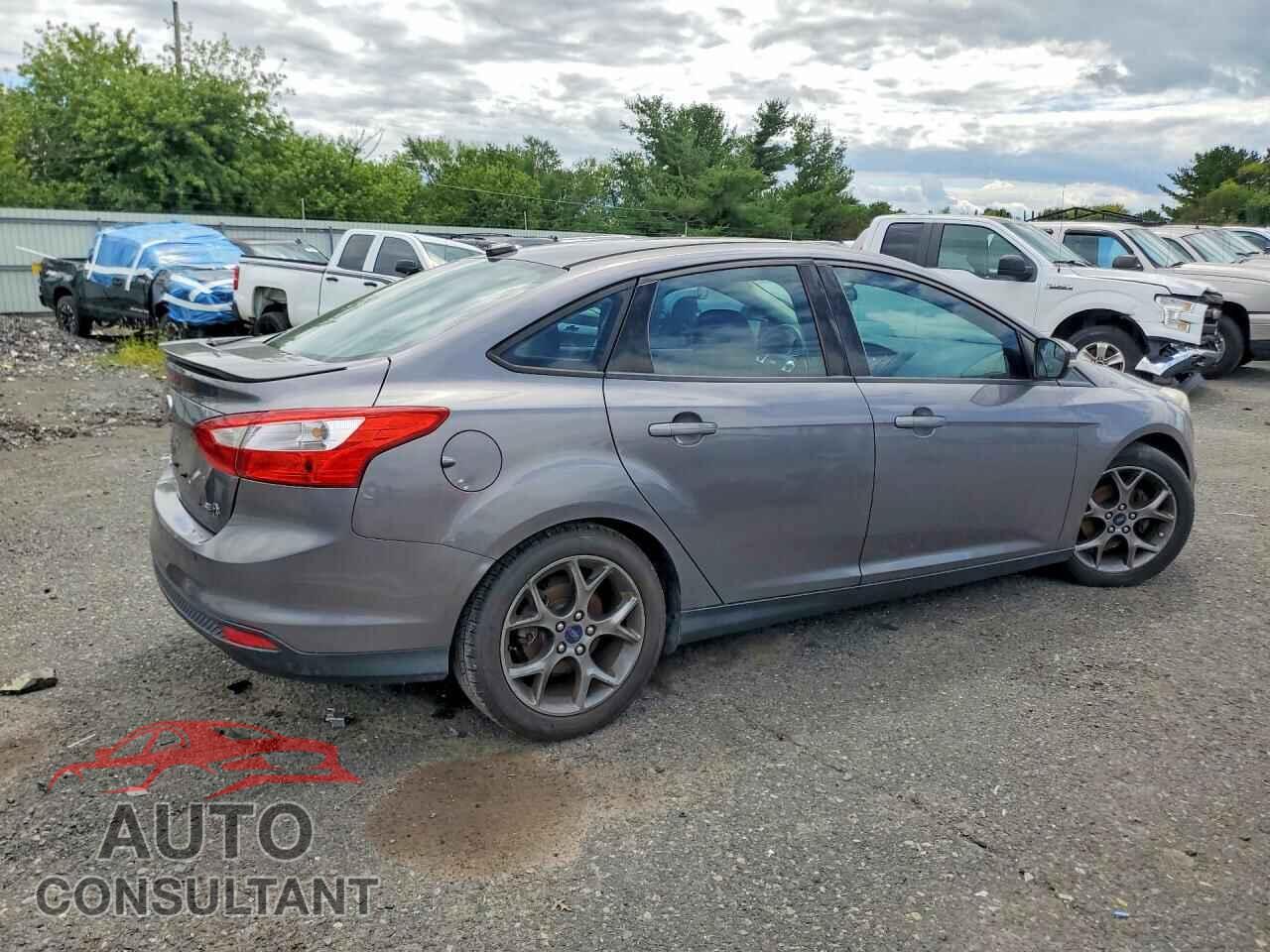 FORD FOCUS 2014 - 1FADP3F23EL202317