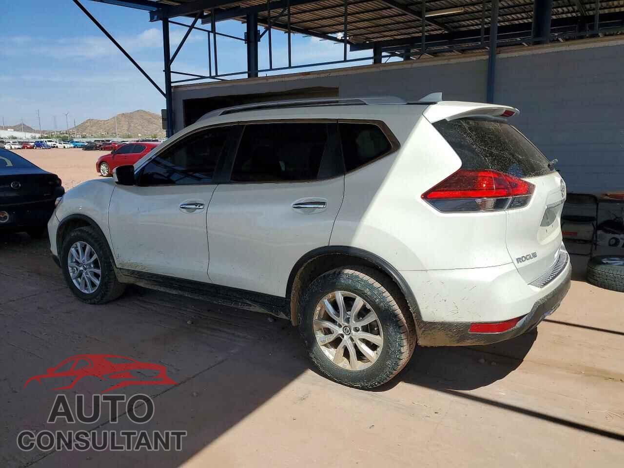 NISSAN ROGUE 2017 - 5N1AT2MV1HC882430