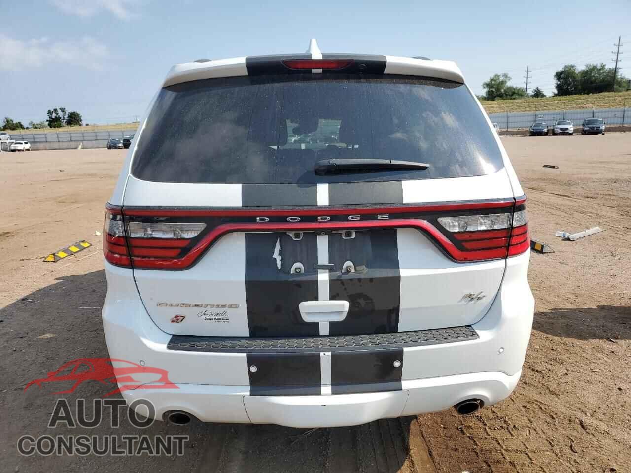DODGE DURANGO 2018 - 1C4SDJCT0JC272010