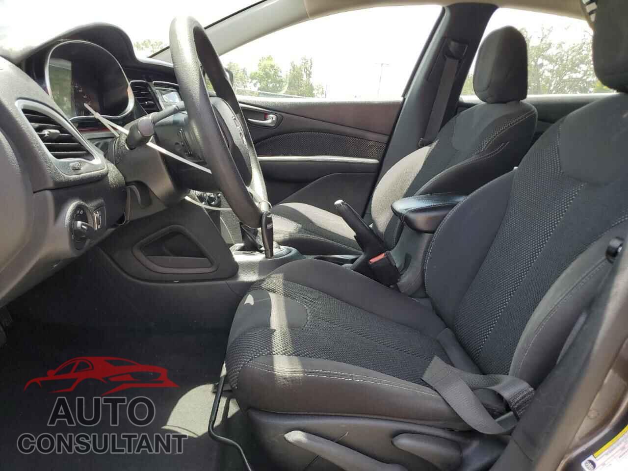 DODGE DART 2015 - 1C3CDFBB2FD193583