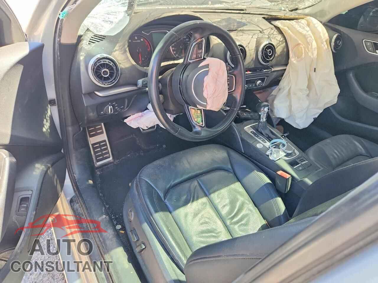 AUDI A3 2015 - WAUCCGFF4F1001421