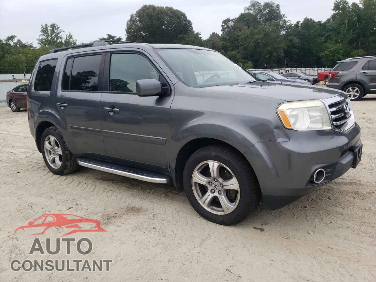 HONDA PILOT 2013 - 5FNYF4H59DB033658