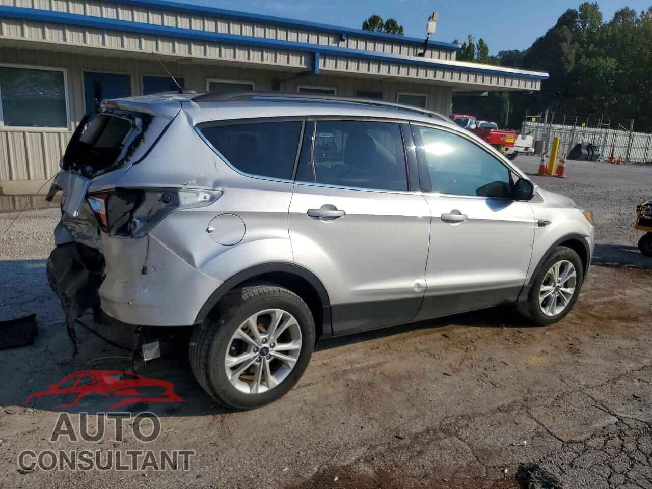 FORD ESCAPE 2017 - 1FMCU0GD0HUE84505