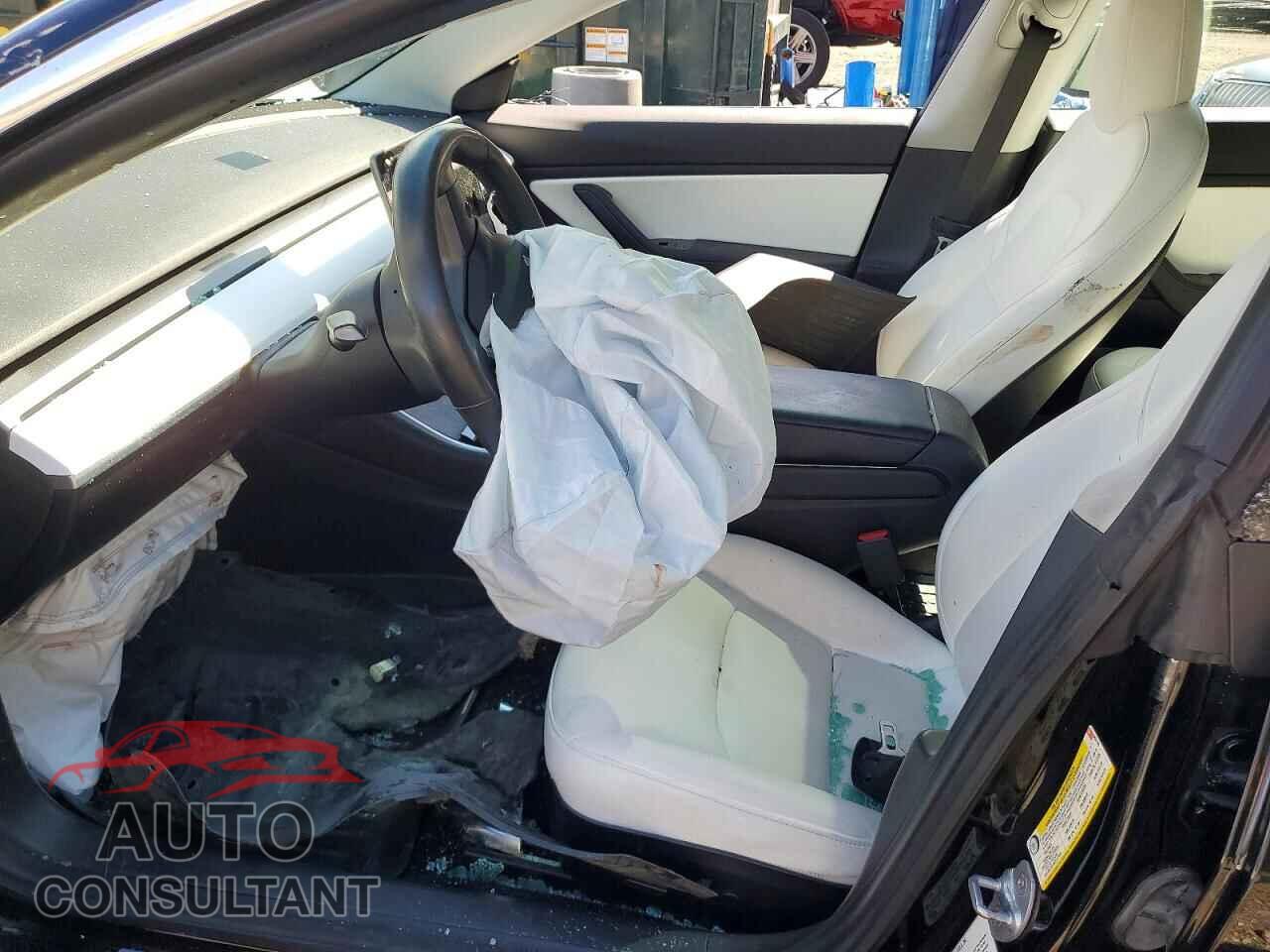 TESLA MODEL 3 2019 - 5YJ3E1EB5KF265158