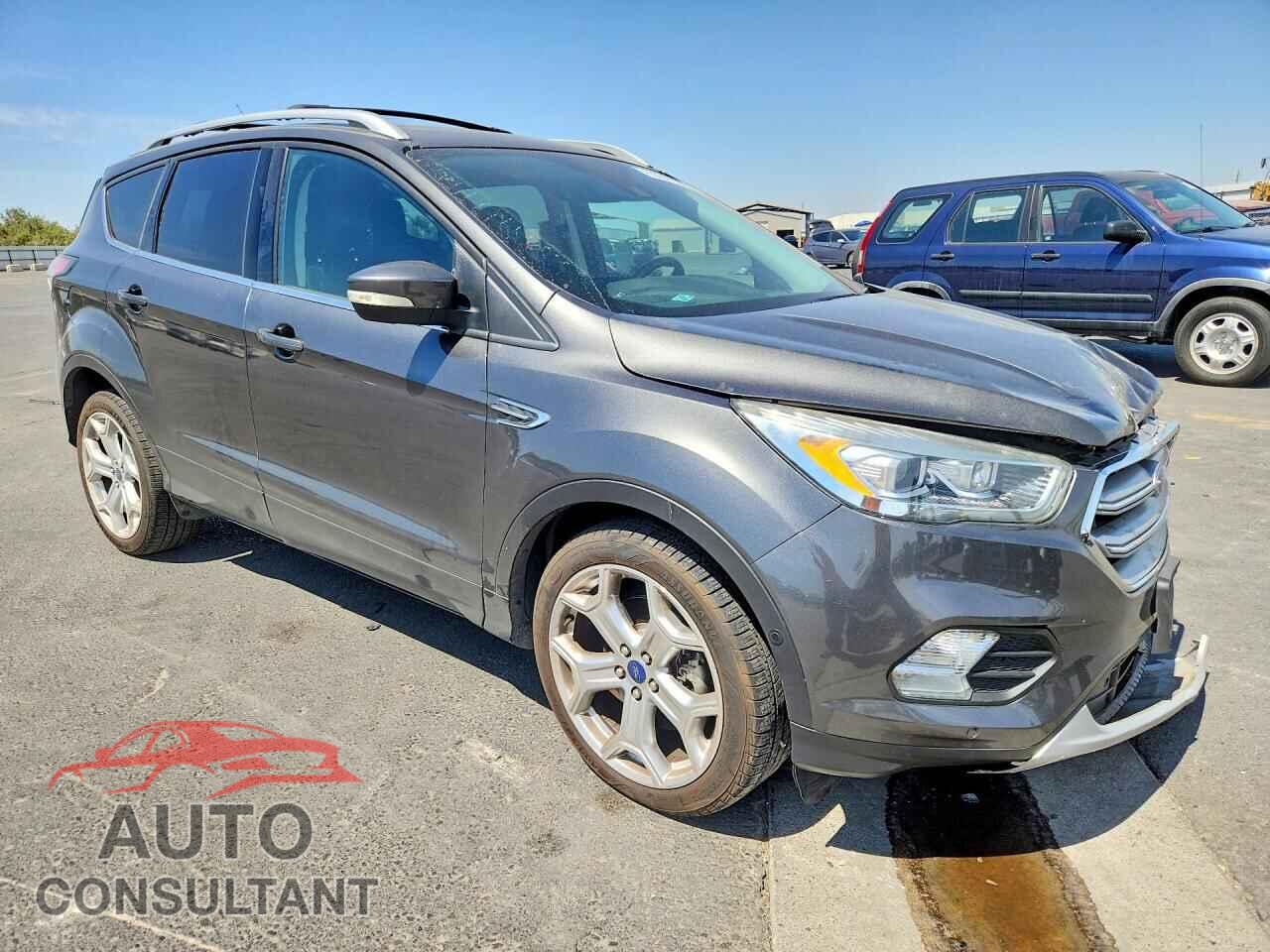 FORD ESCAPE 2017 - 1FMCU0J97HUB45065