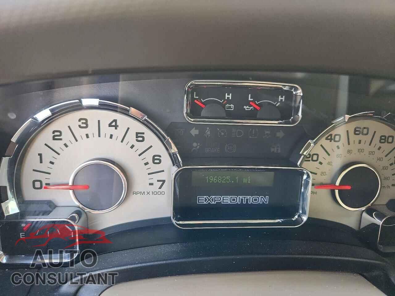 FORD EXPEDITION 2011 - 1FMJU1H53BEF50082