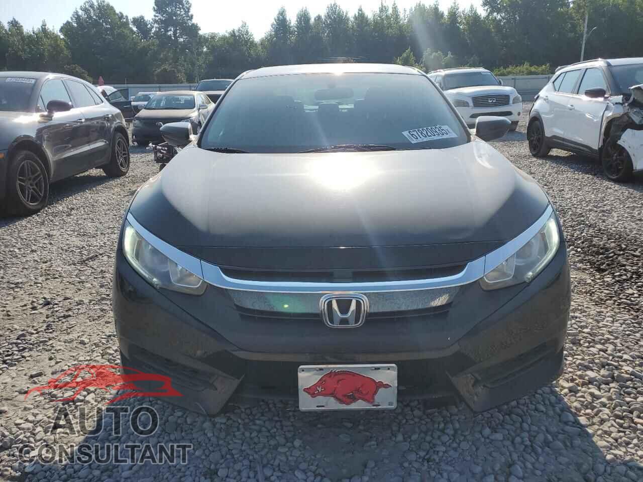 HONDA CIVIC 2017 - 2HGFC2F55HH510160