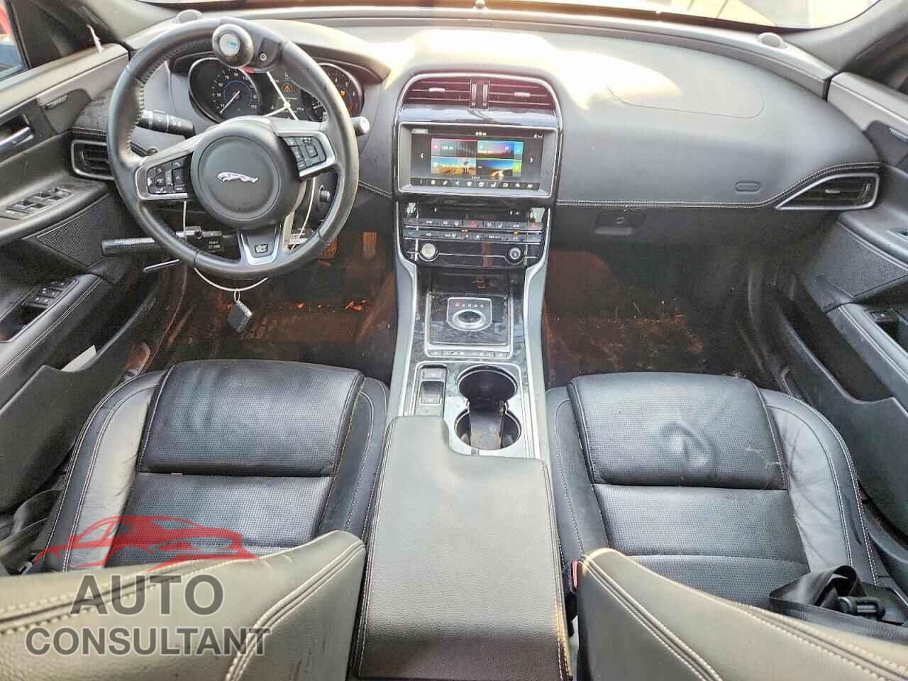 JAGUAR XE 2017 - SAJAL4BV0HA954413