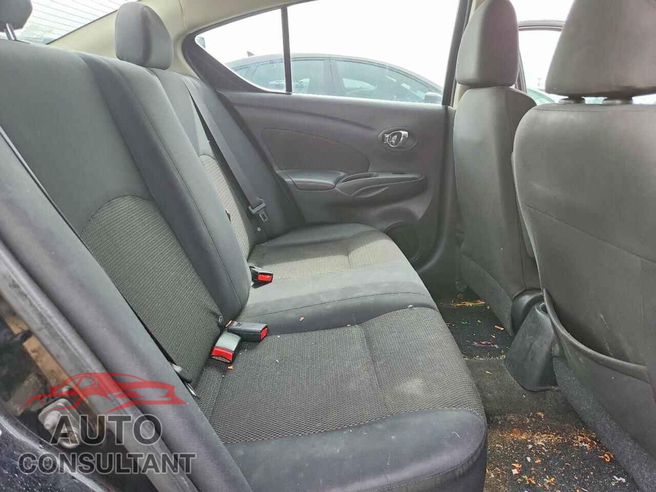 NISSAN VERSA 2013 - 3N1CN7APXDL882017