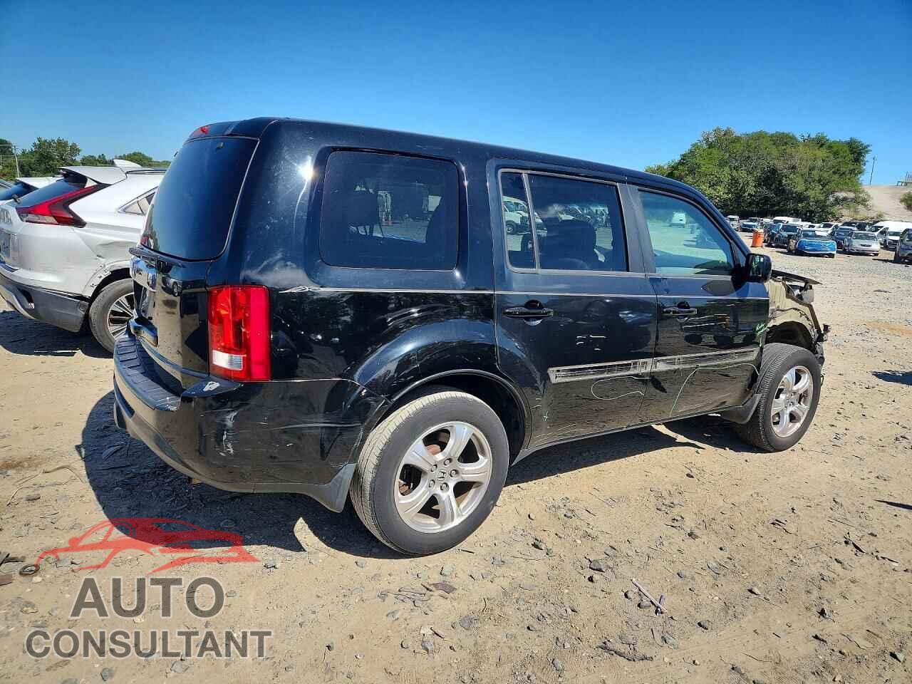 HONDA PILOT 2013 - 5FNYF3H58DB015727