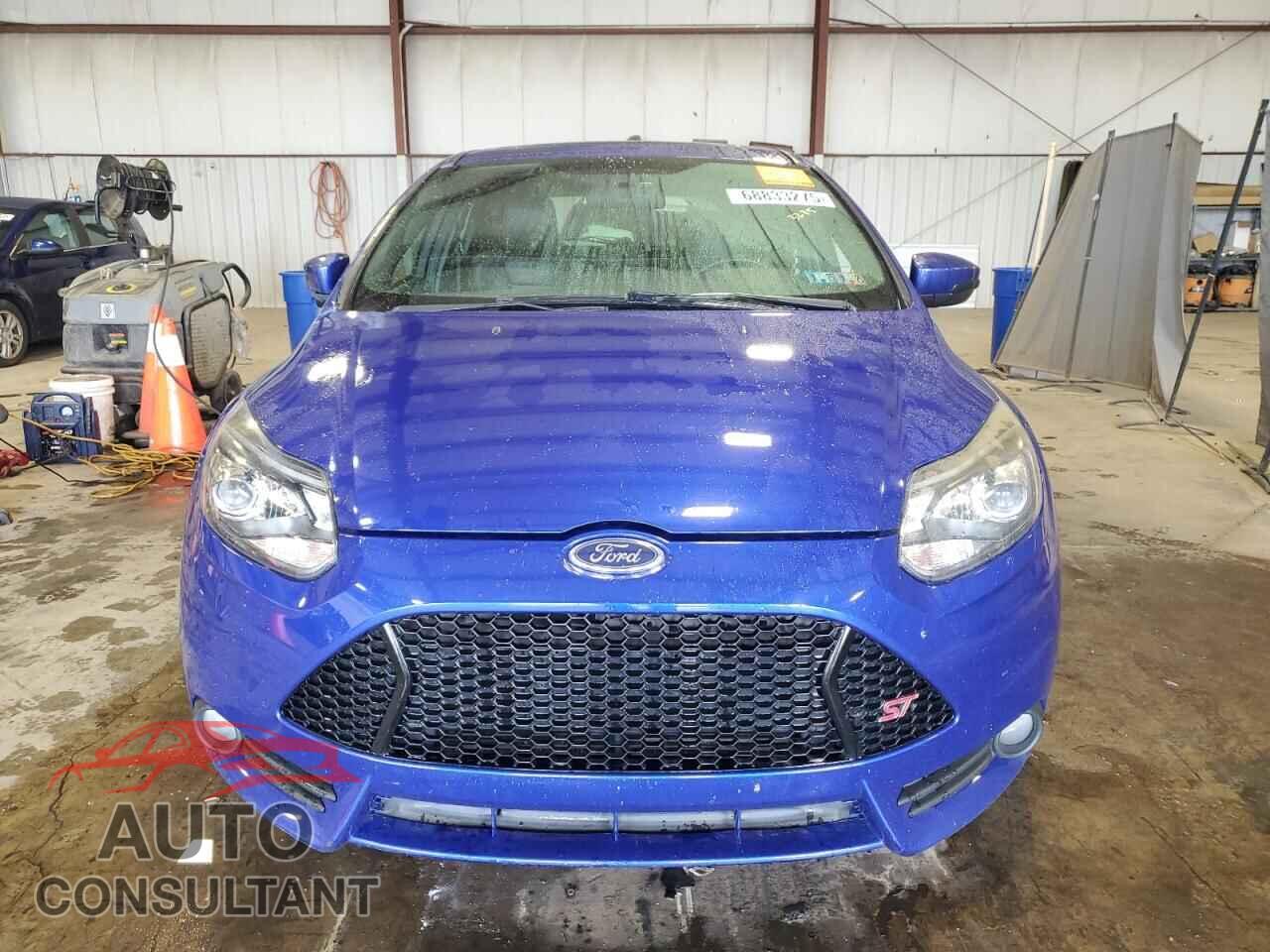 FORD FOCUS 2013 - 1FADP3L92DL323338
