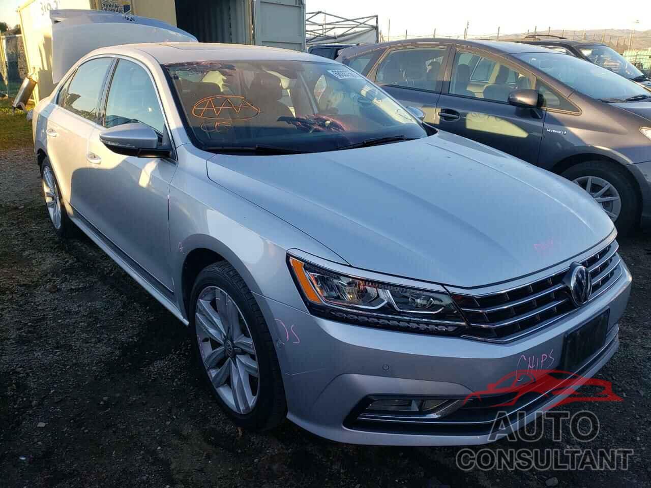 VOLKSWAGEN PASSAT 2017 - 1VWCT7A33HC068354