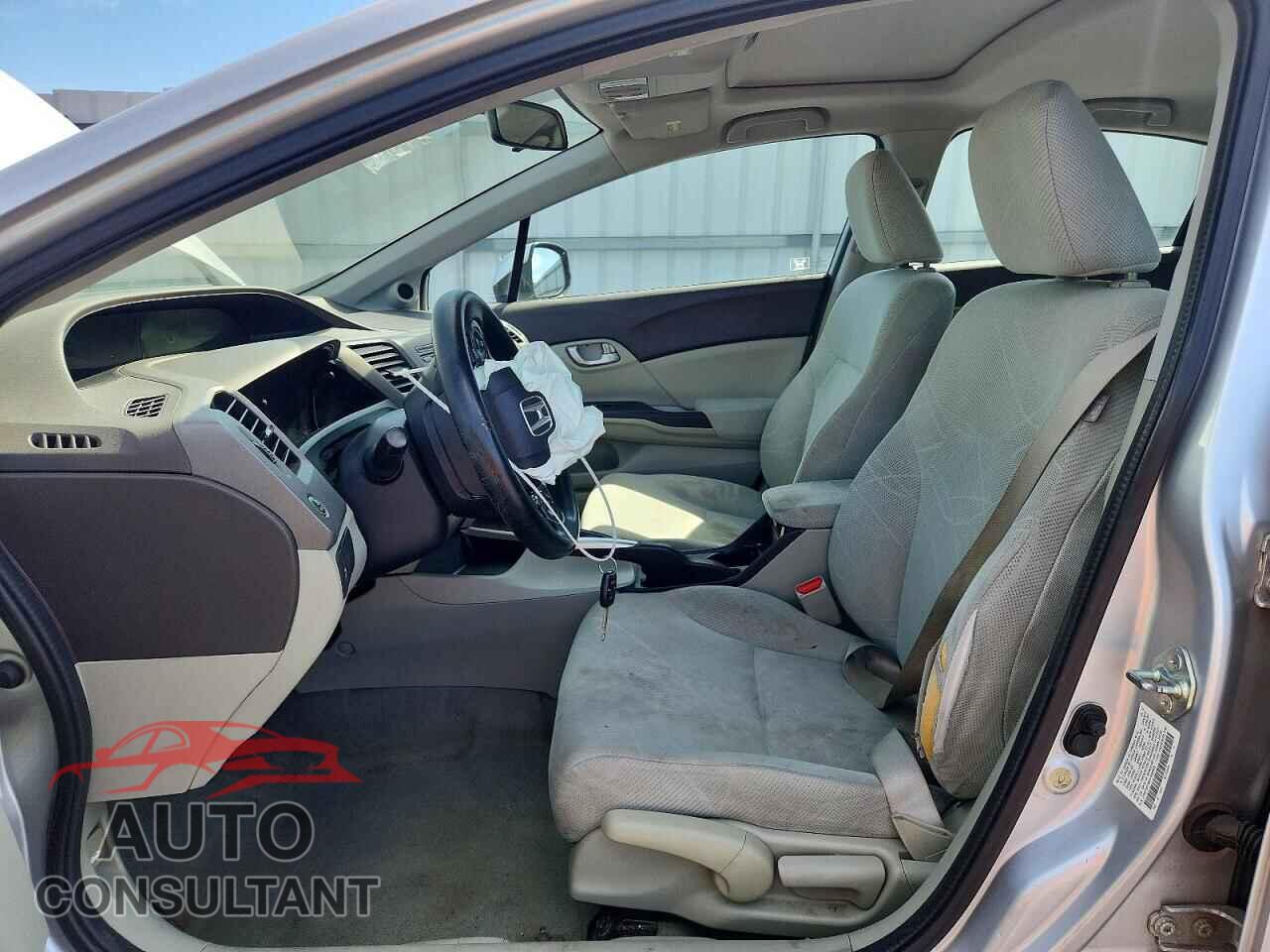 HONDA CIVIC 2012 - 2HGFB2F88CH608816