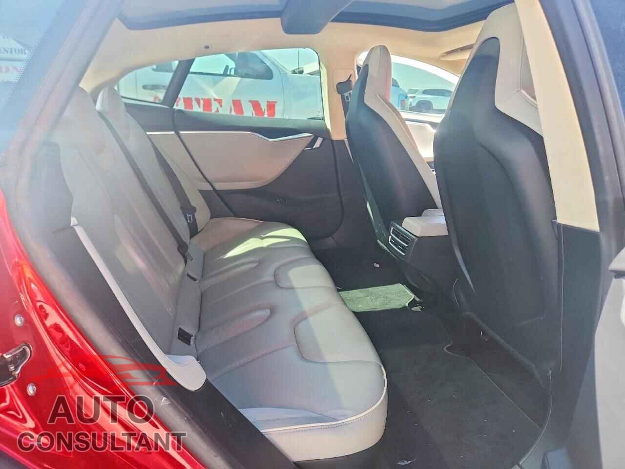 TESLA MODEL S 2013 - 5YJSA1DP4DFP14627