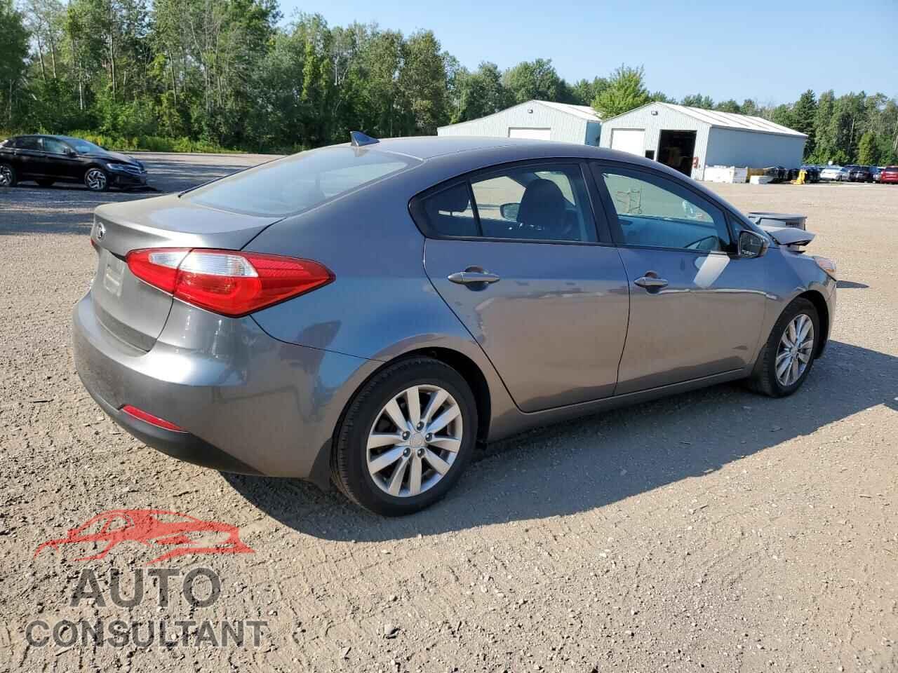 KIA FORTE 2016 - KNAFX4A65G5482278