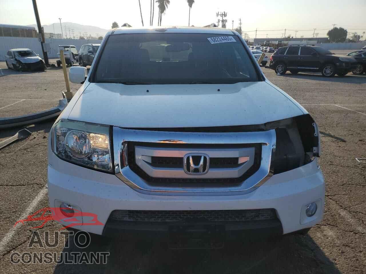 HONDA PILOT 2011 - 5FNYF3H98BB031622