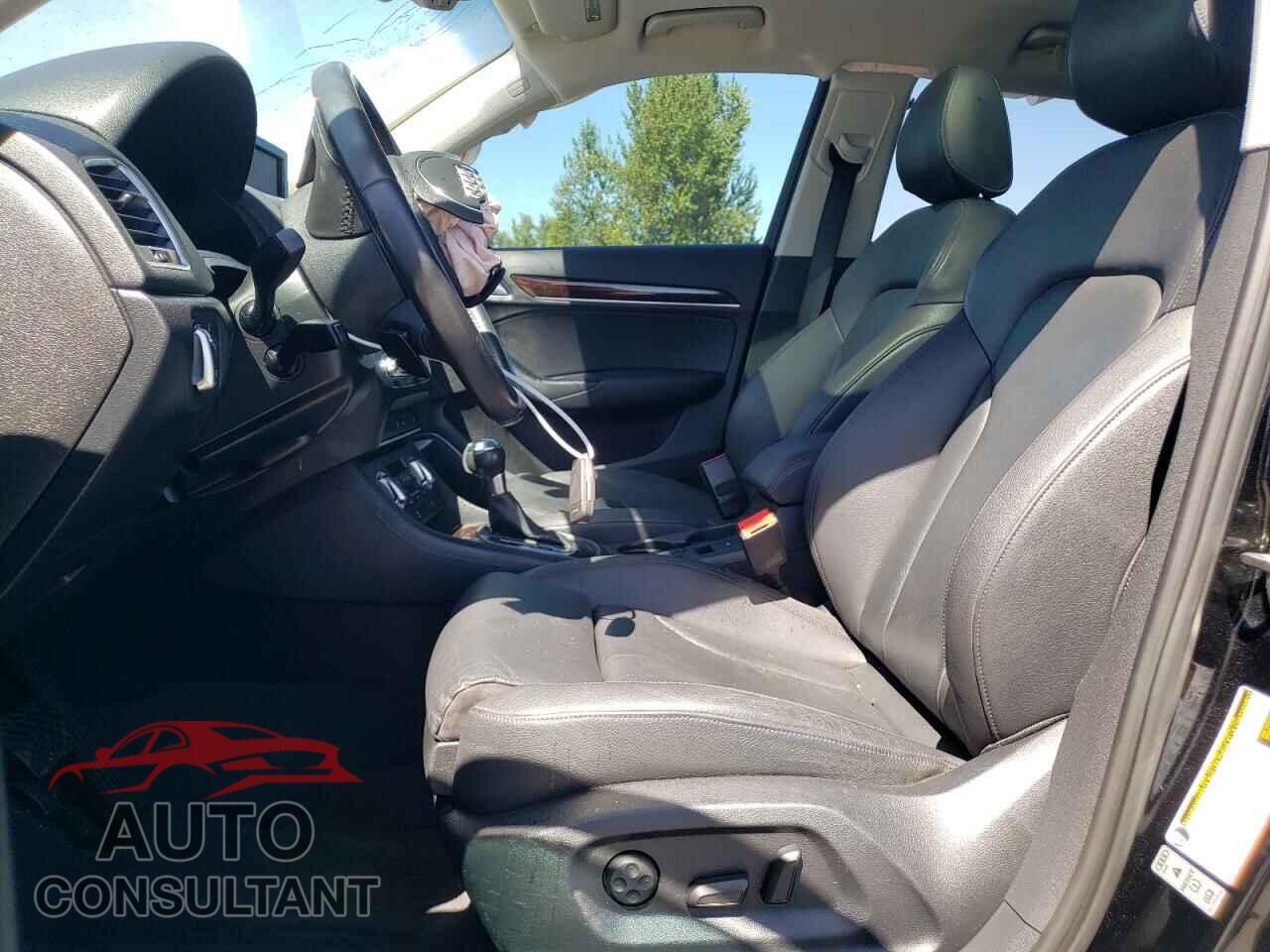 AUDI Q3 2015 - WA1GFCFS2FR012995
