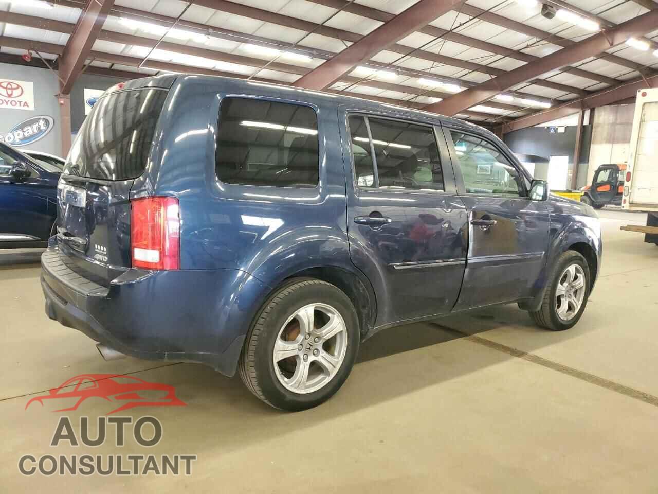 HONDA PILOT 2012 - 5FNYF4H43CB031555
