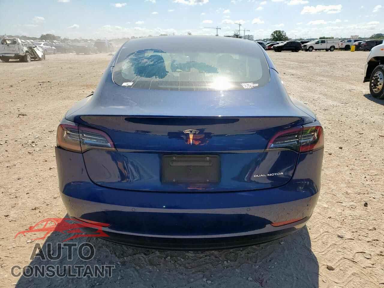 TESLA MODEL 3 2022 - 5YJ3E1EBXNF261269