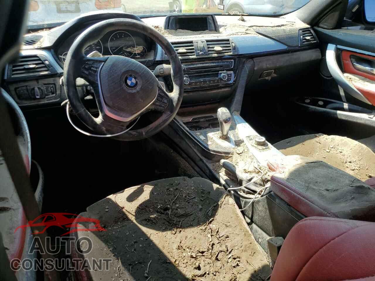 BMW 3 SERIES 2016 - WBA8E3G57GNU05287