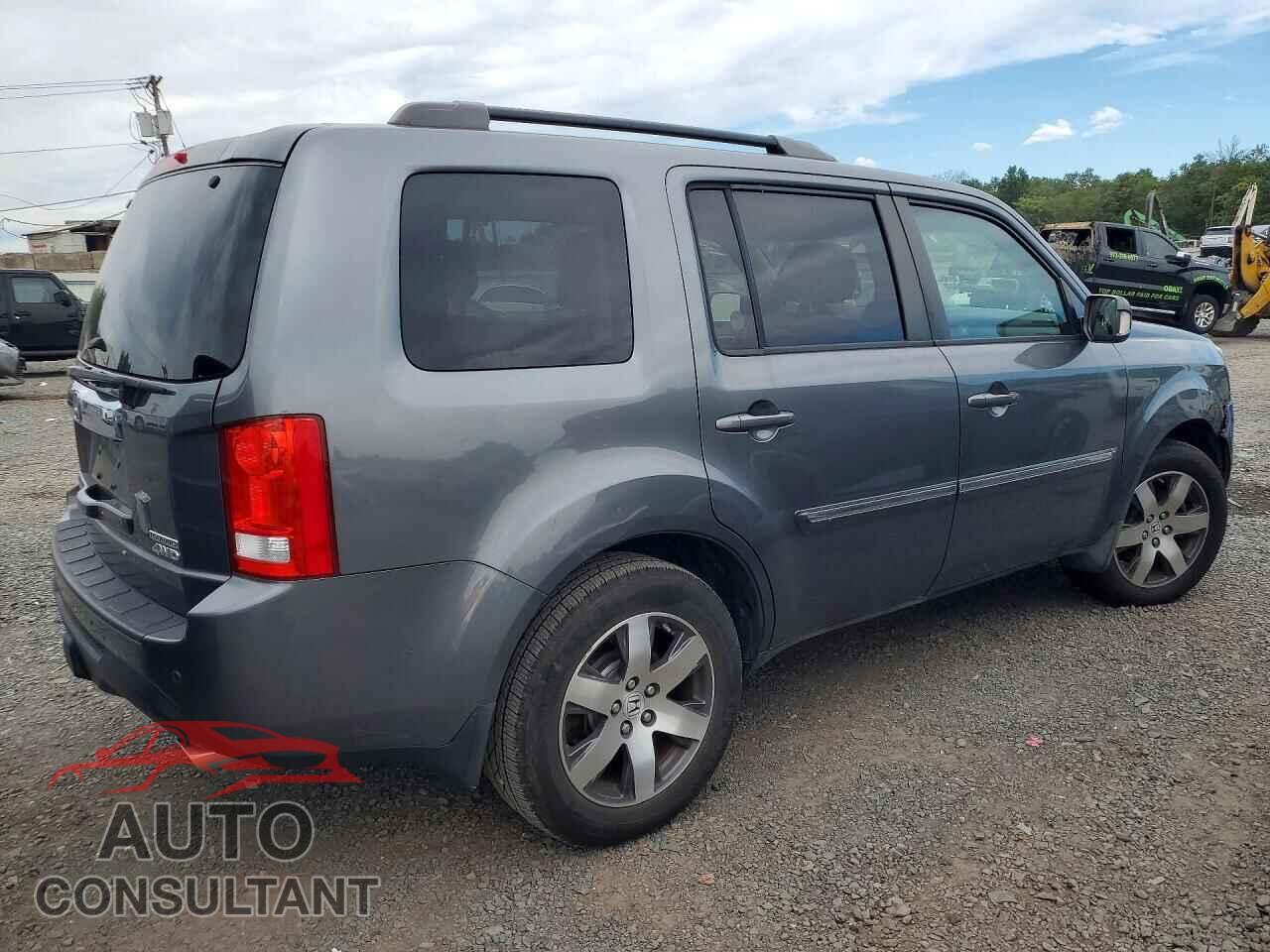 HONDA PILOT 2012 - 5FNYF4H99CB034147