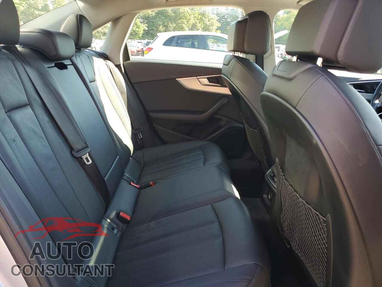 AUDI A4 2017 - WAUANAF43HN030921