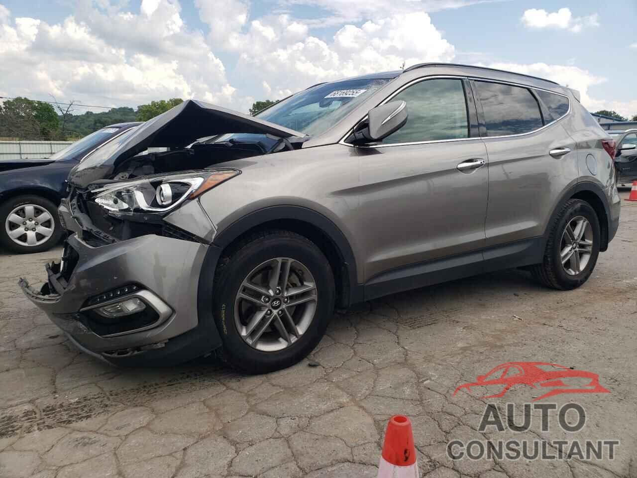 HYUNDAI SANTA FE 2018 - 5NMZUDLB7JH077515
