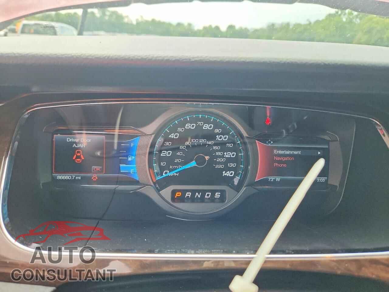 FORD TAURUS 2015 - 1FAHP2F85FG192027