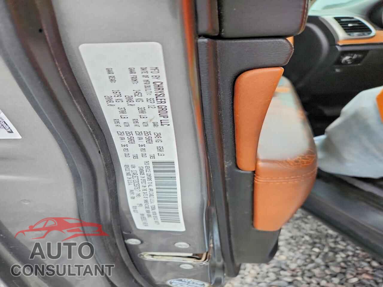 JEEP CHEROKEE 2013 - 1C4RJECT2DC537917