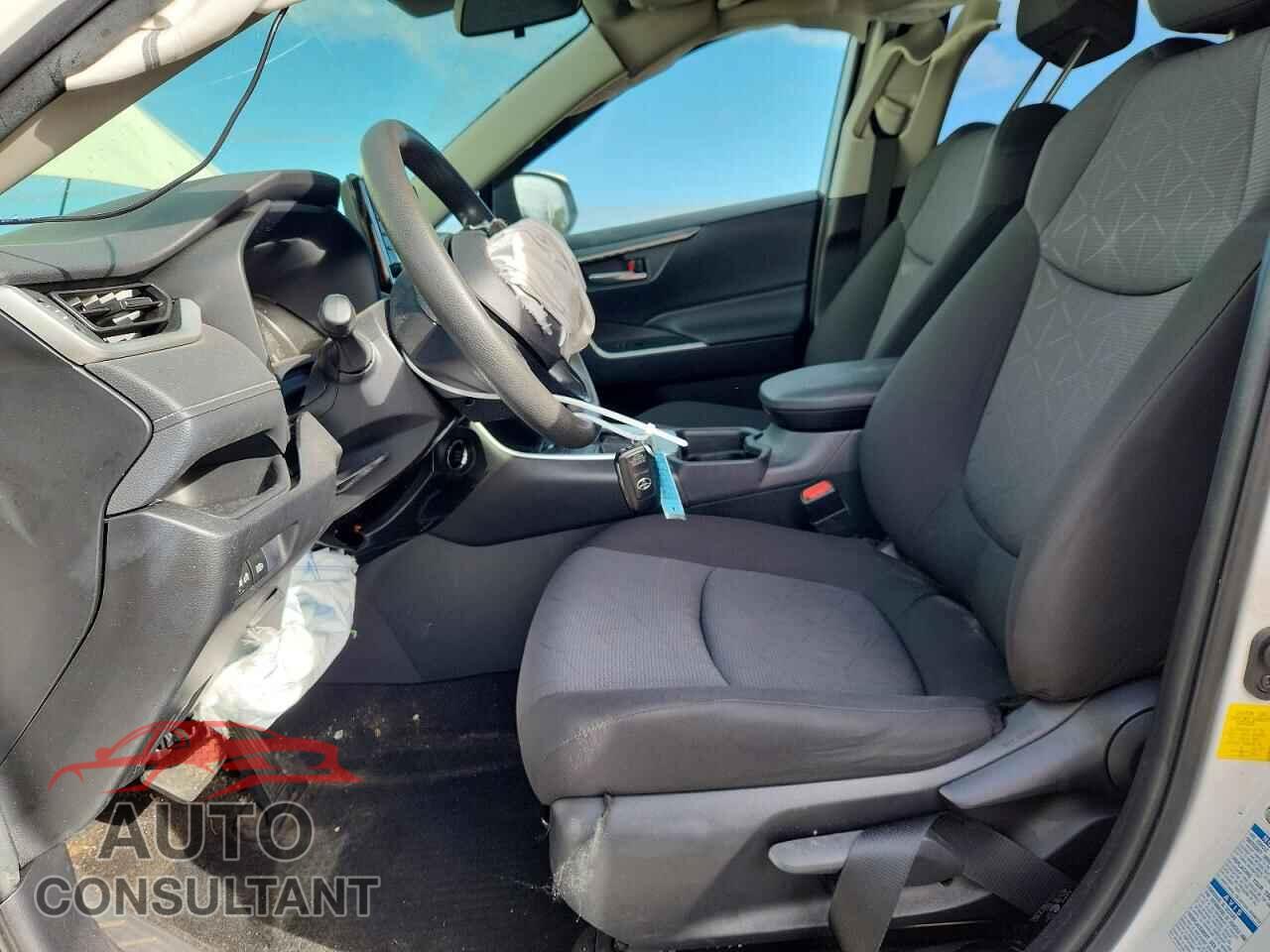 TOYOTA RAV4 2019 - JTMP1RFV1KD046838