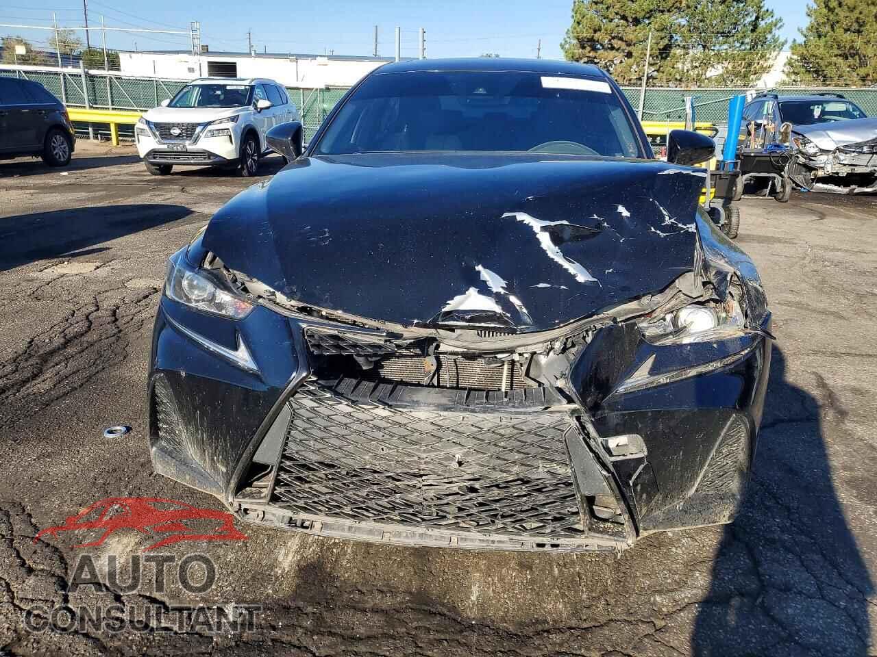 LEXUS IS 2018 - JTHCZ1D21J5015985
