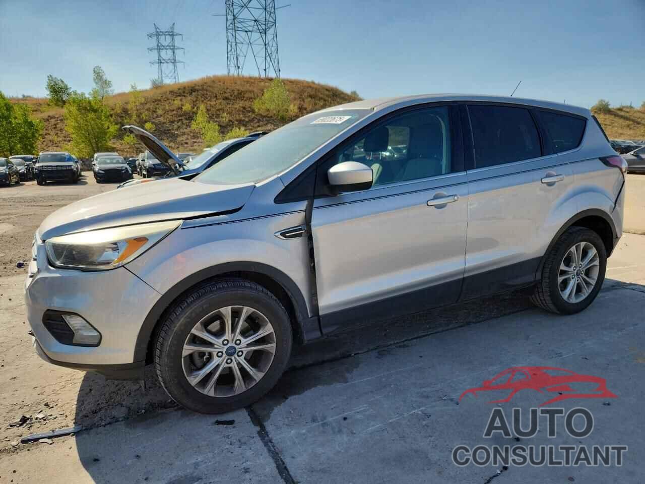 FORD ESCAPE 2017 - 1FMCU9GD2HUC08251