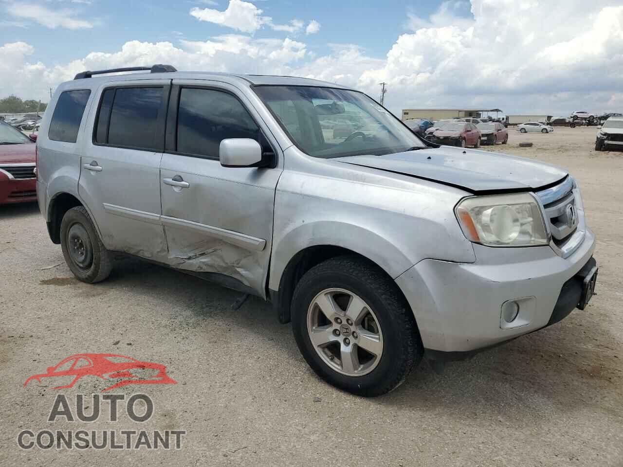 HONDA PILOT 2011 - 5FNYF3H64BB057768