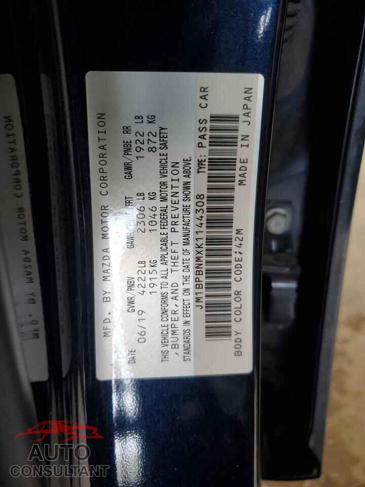 MAZDA 3 2019 - JM1BPBNMXK1144308