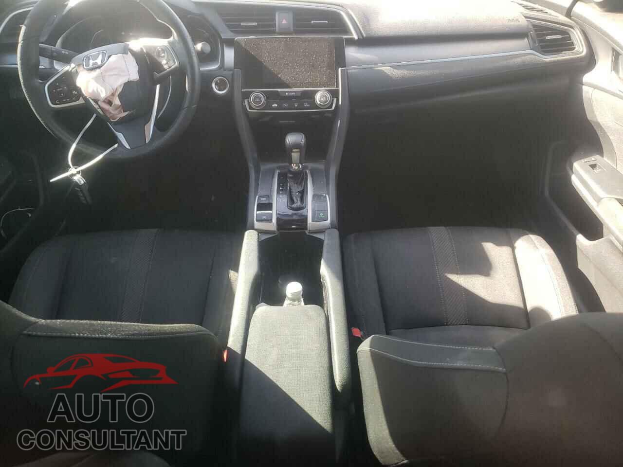HONDA CIVIC 2017 - 19XFC2F78HE201682
