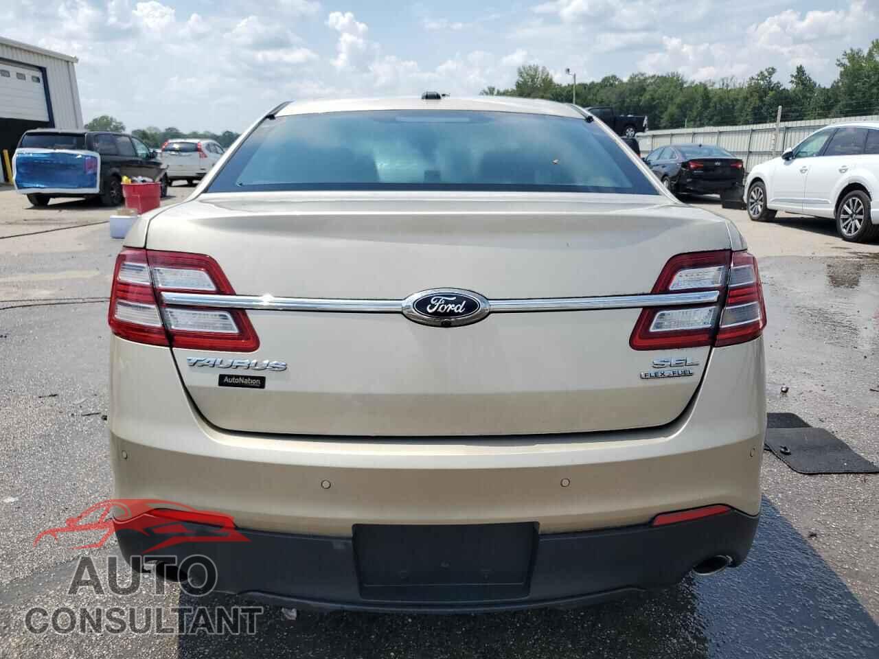 FORD TAURUS 2017 - 1FAHP2E87HG129743