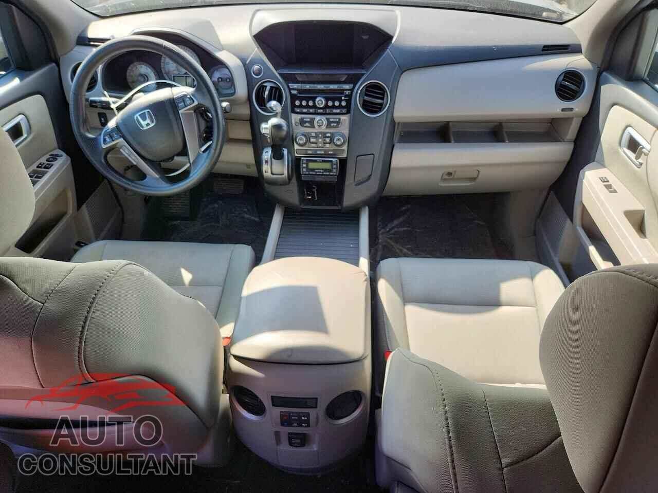 HONDA PILOT 2013 - 5FNYF4H2XDB004028