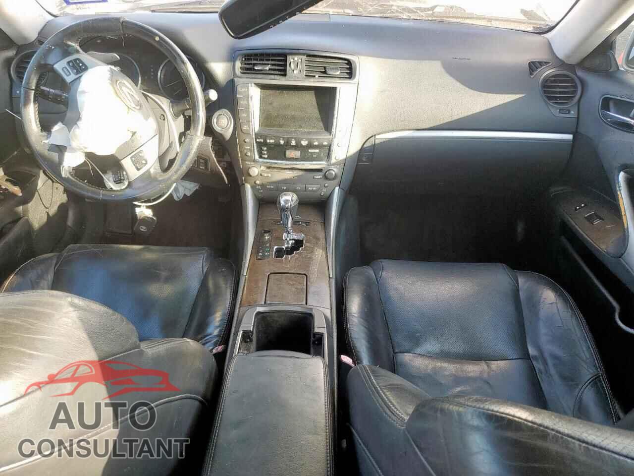 LEXUS IS 2011 - JTHBF5C28B5151903