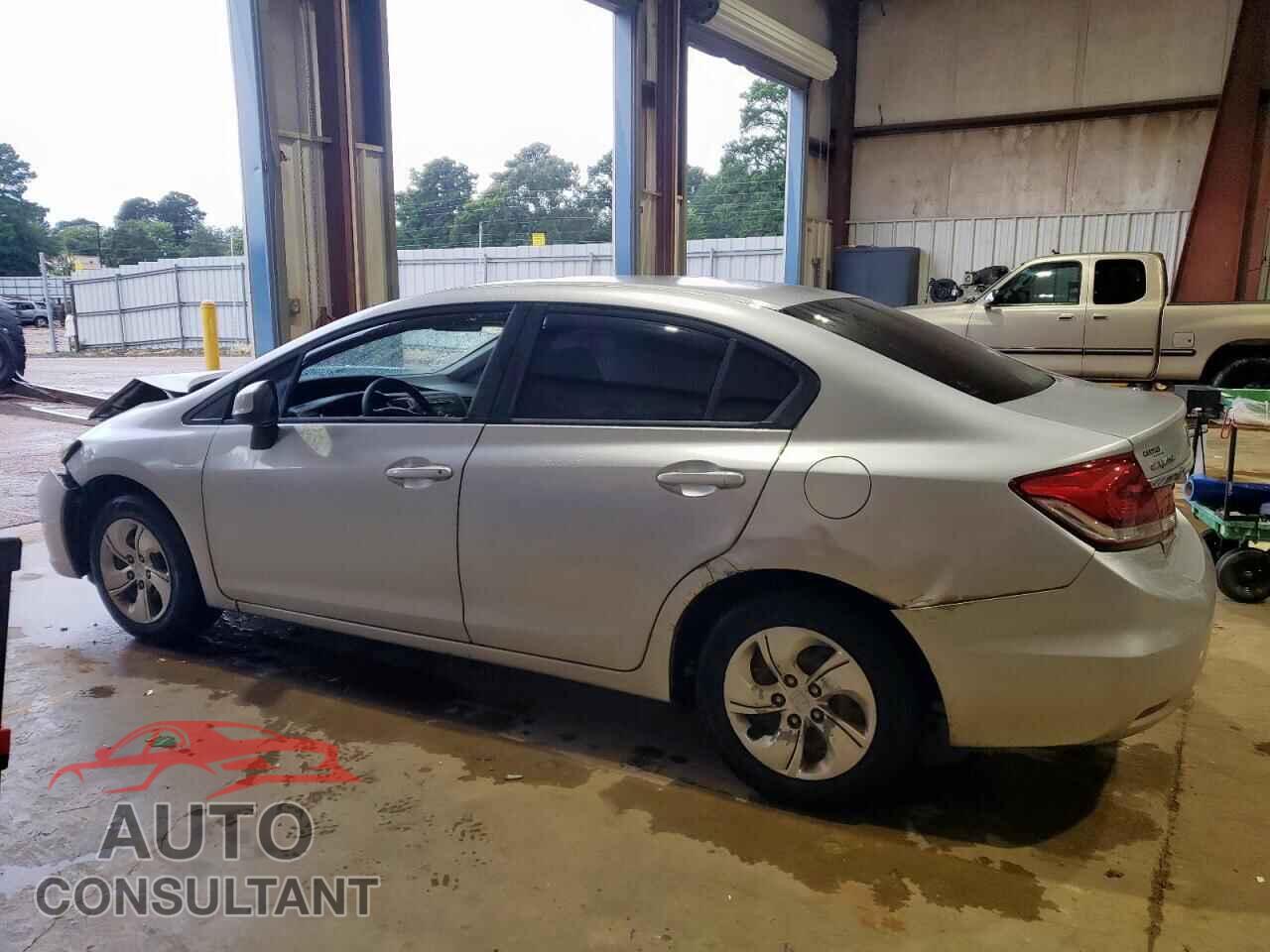 HONDA CIVIC 2013 - 19XFB2F55DE056239