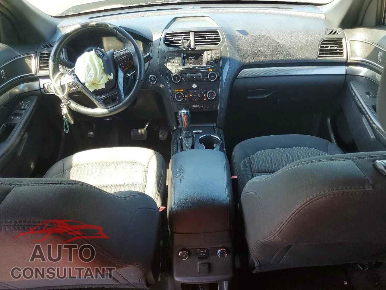 FORD EXPLORER 2018 - 1FM5K7D89JGB47852