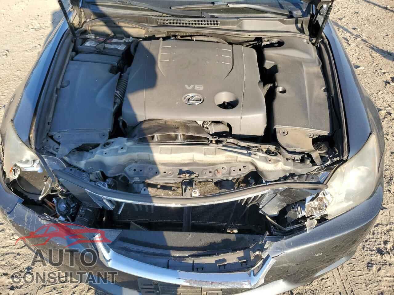 LEXUS IS 2010 - JTHCF5C24A5043880