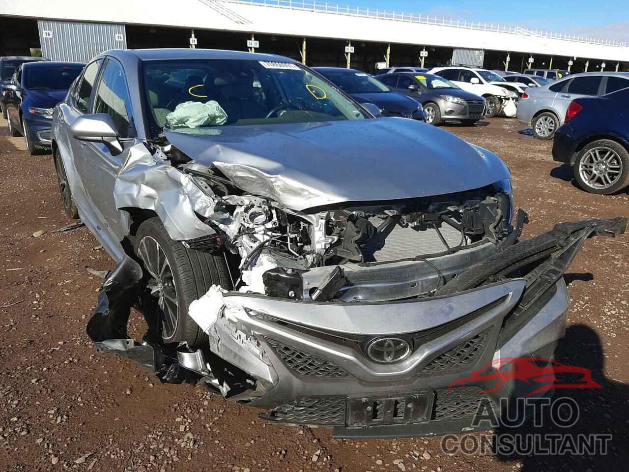 TOYOTA CAMRY 2020 - 4T1G11AK5LU352453