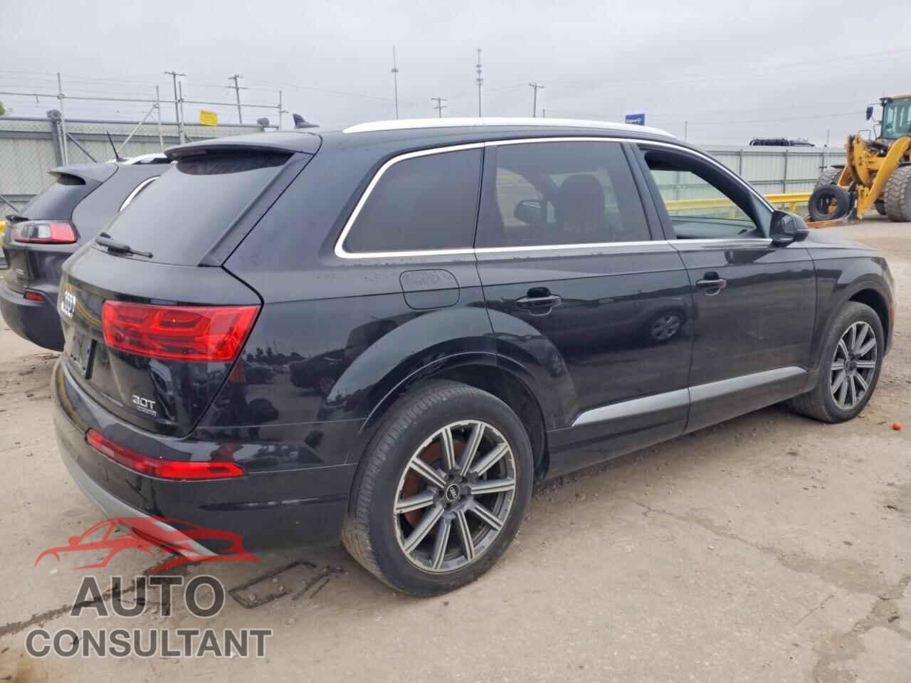 AUDI Q7 2017 - WA1VAAF70HD017957