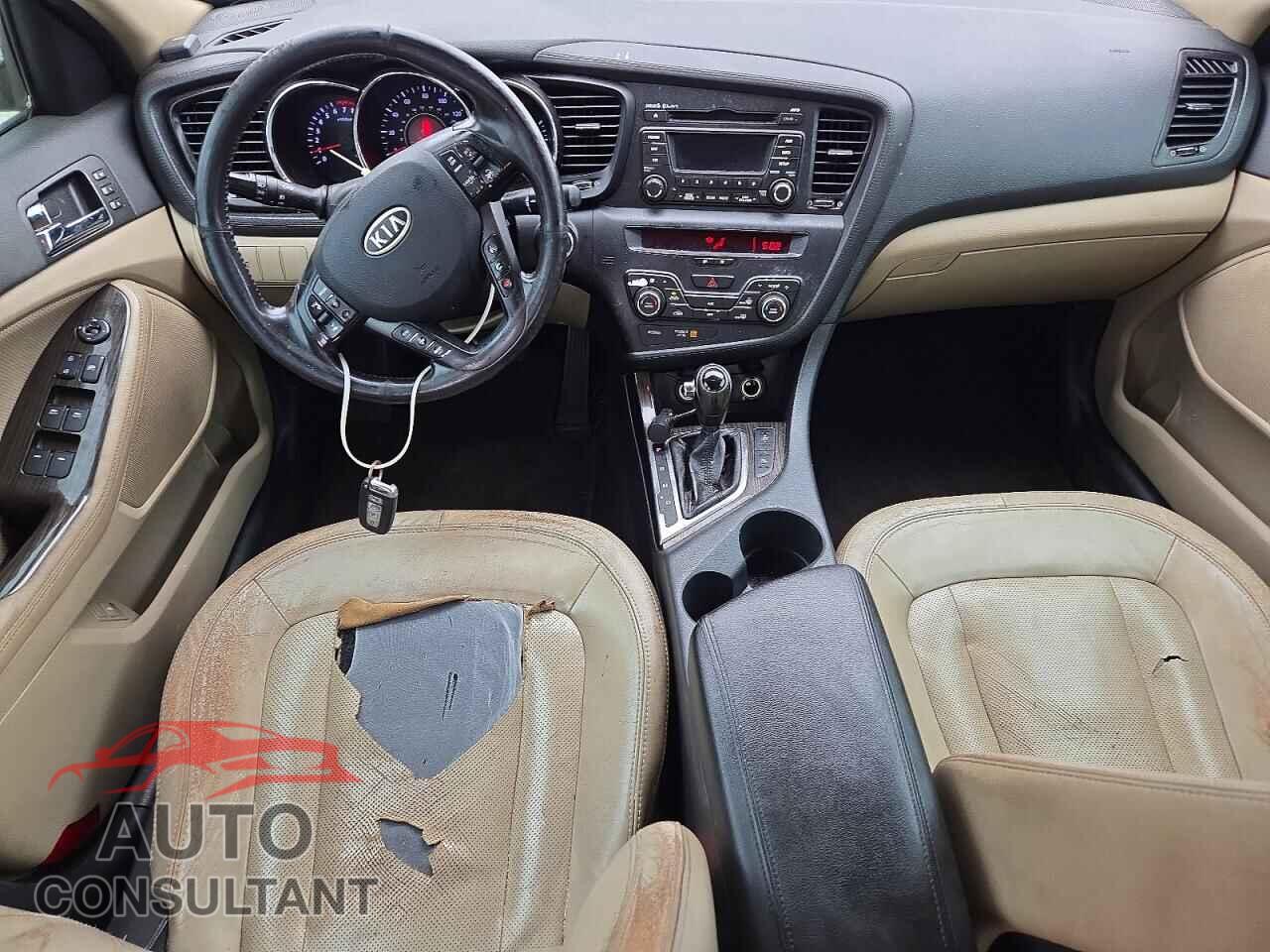 KIA OPTIMA 2011 - KNAGN4A70B5085136