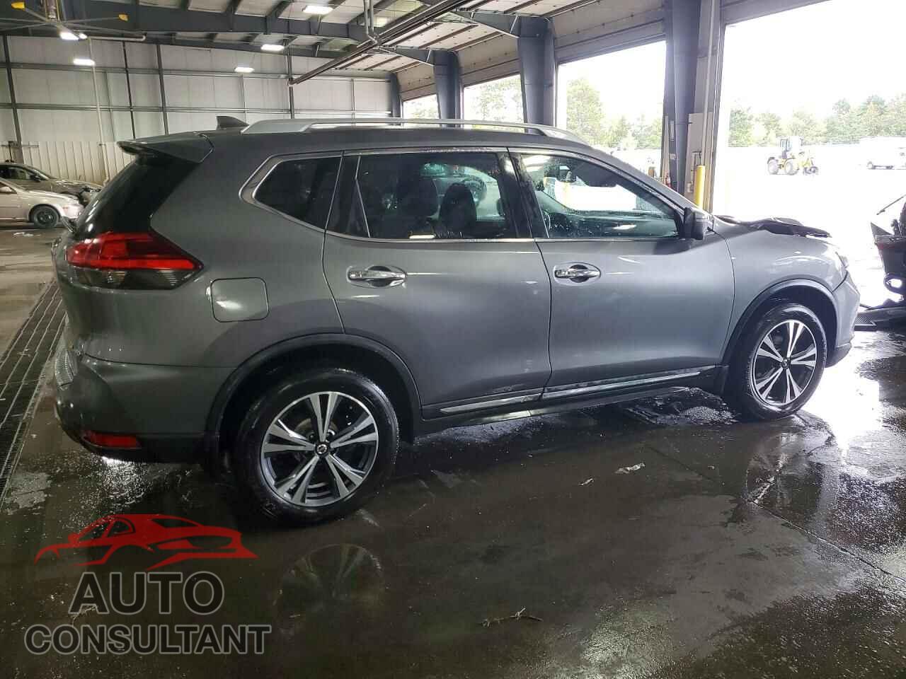 NISSAN ROGUE 2017 - 5N1AT2MV4HC869283