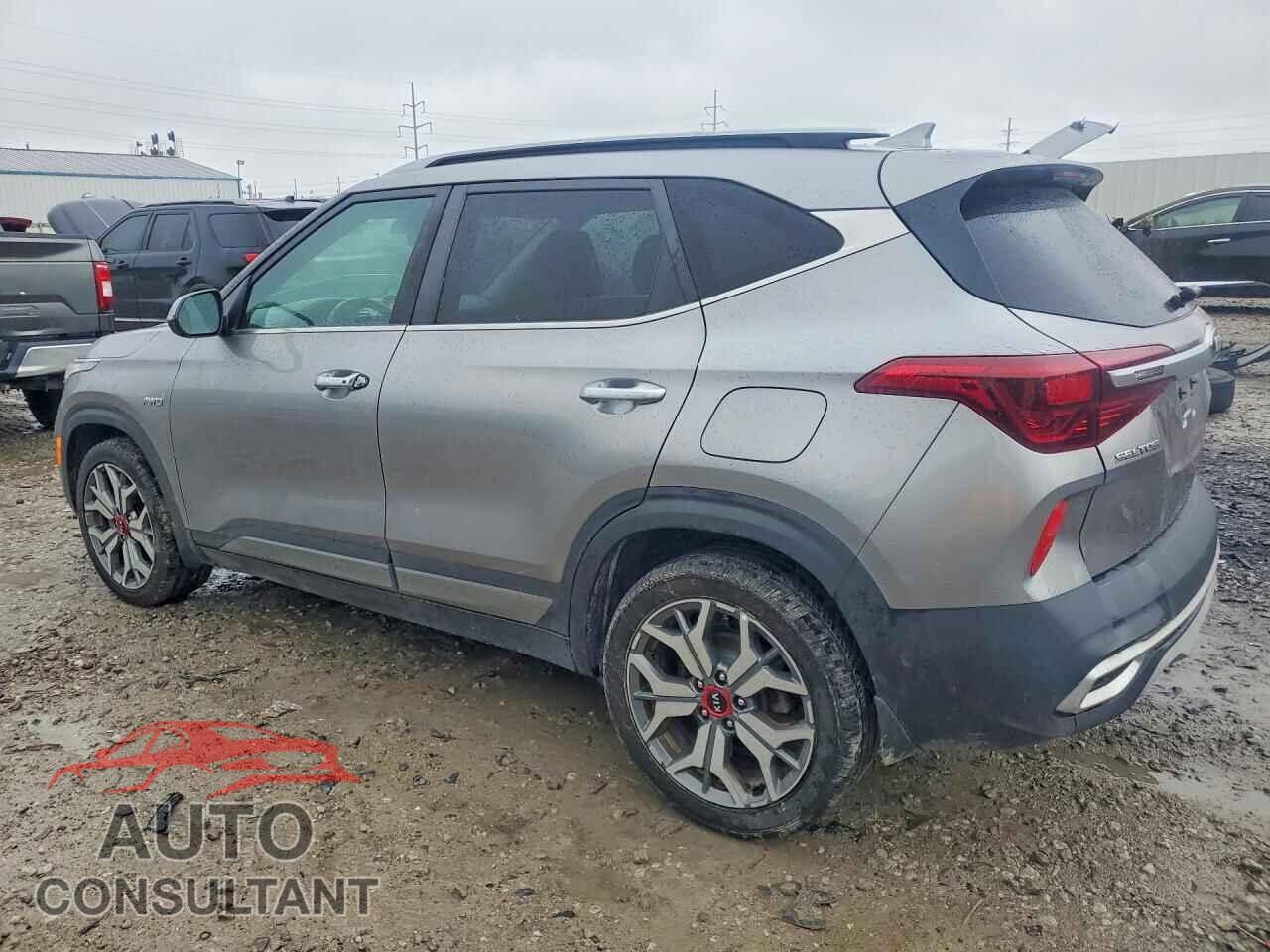 KIA SELTOS 2021 - KNDETCA25M7059217