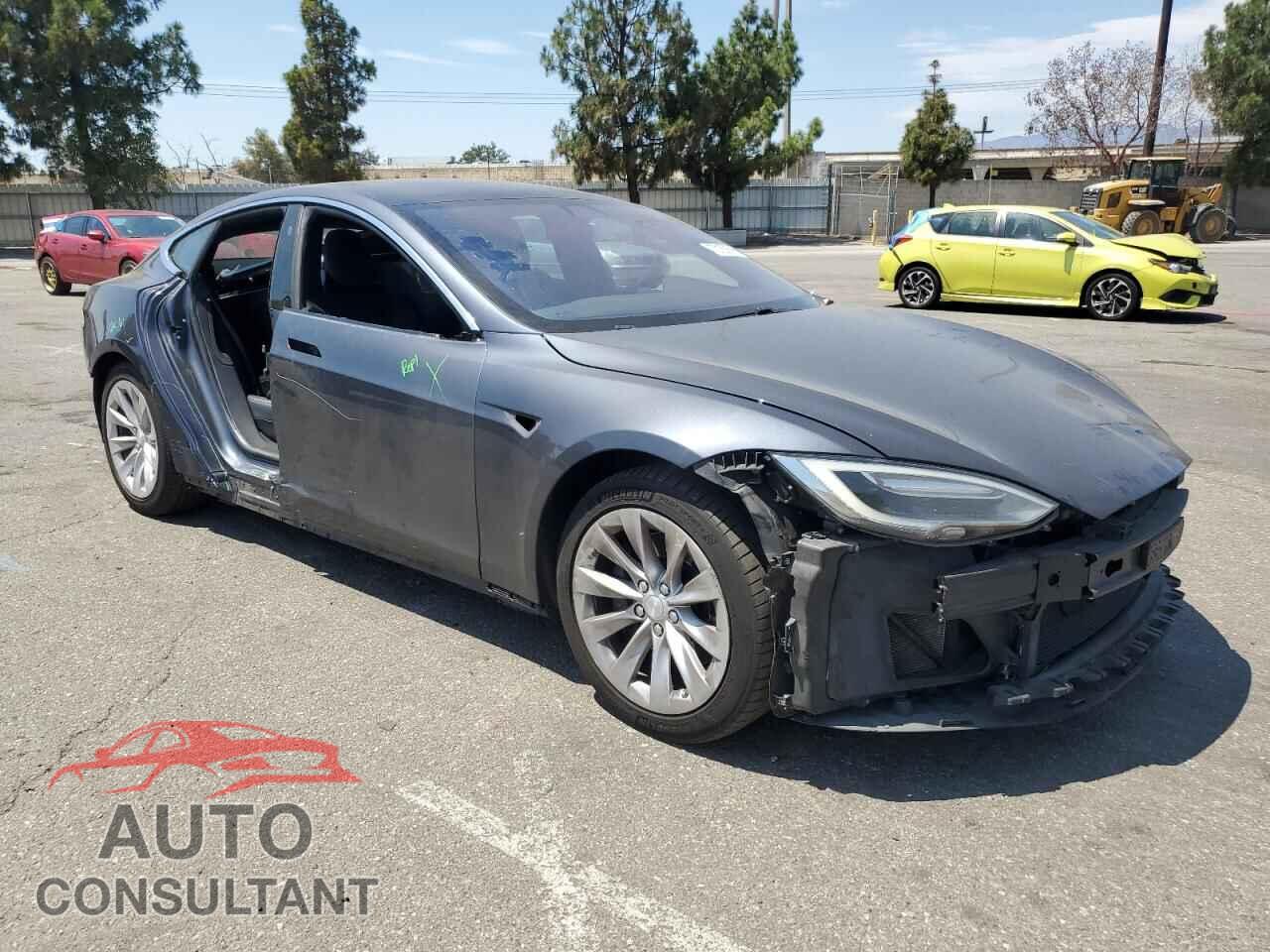 TESLA MODEL S 2017 - 5YJSA1E27HF216026